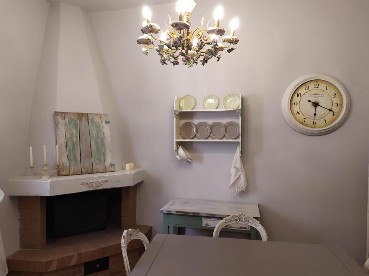 Borgo Antico Villa Lari Eksteriør bilde