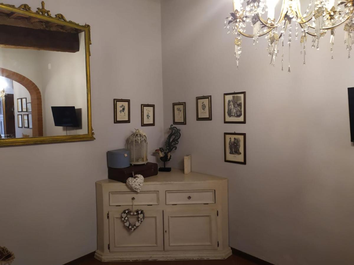 Borgo Antico Villa Lari Eksteriør bilde