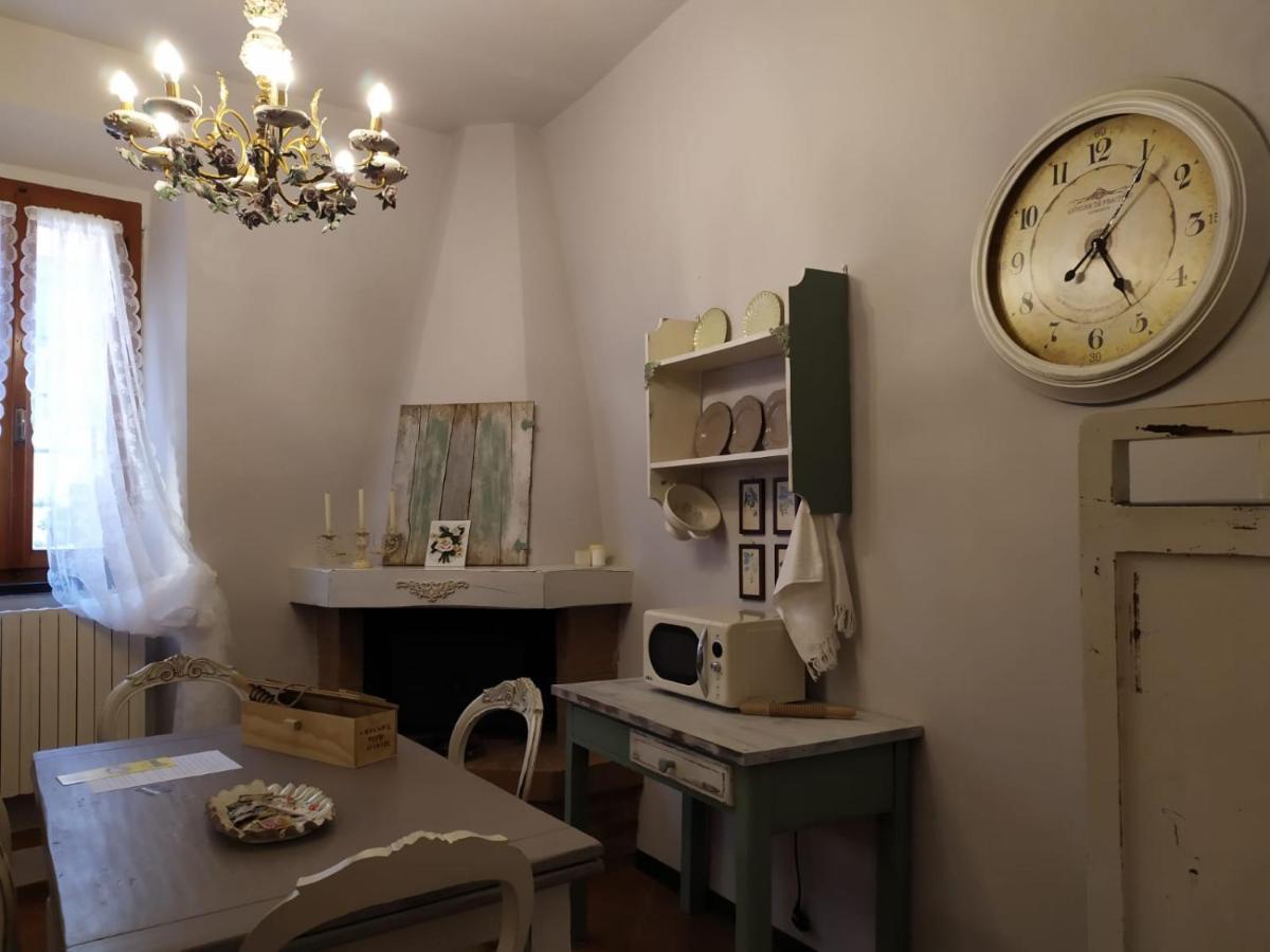 Borgo Antico Villa Lari Eksteriør bilde